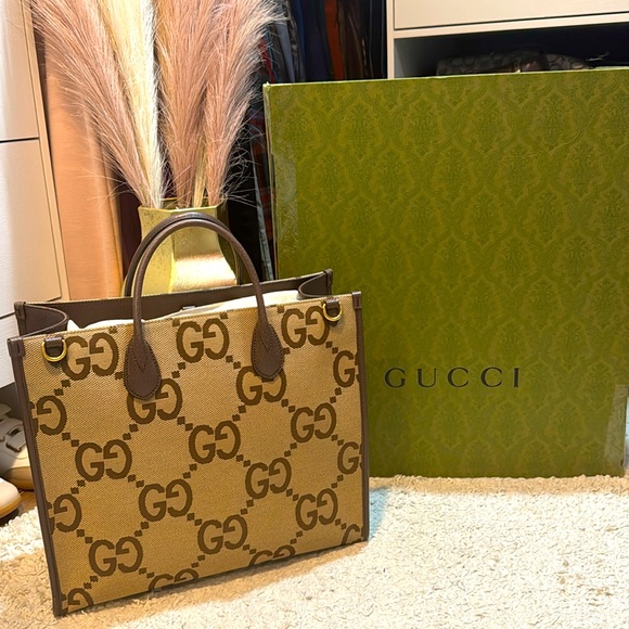 Gucci Tote Bag with Jumbo GG - Picture 1 of 12